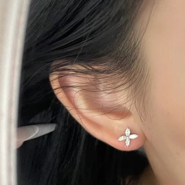 18K金 80分 時尚馬眼閃閃鑽石耳環