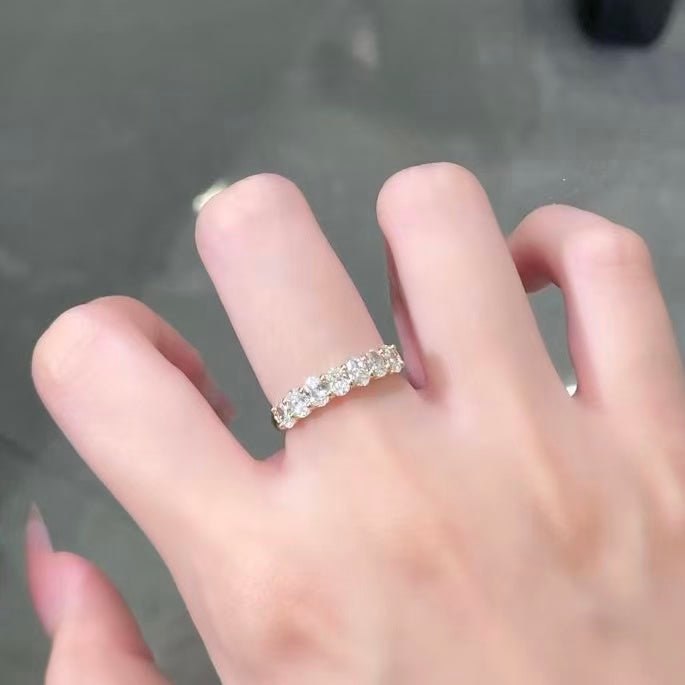 18K金 經典排鑲半圈鑽戒 - Juyao鉅曜