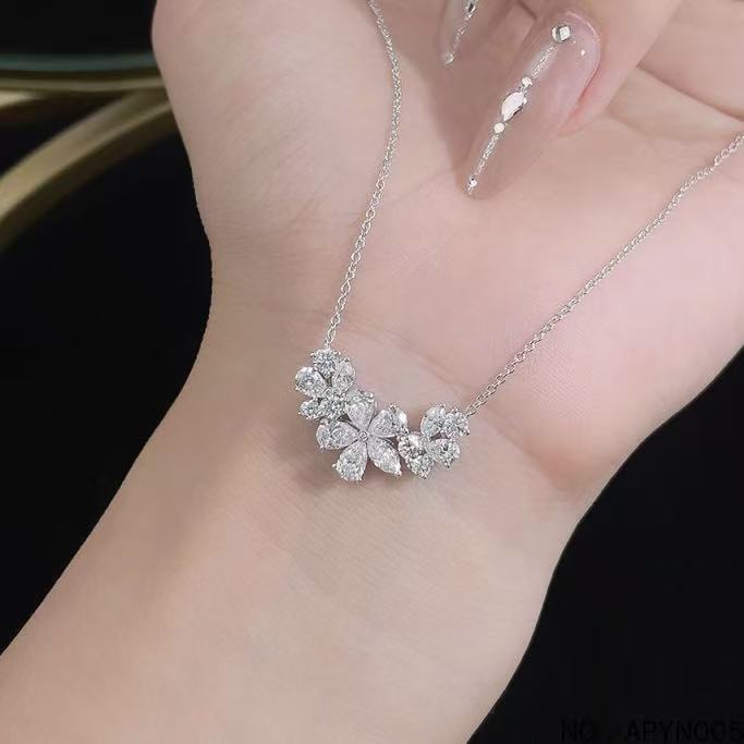 鉑金PT950 2克拉 雪夜花語鑽石項鍊