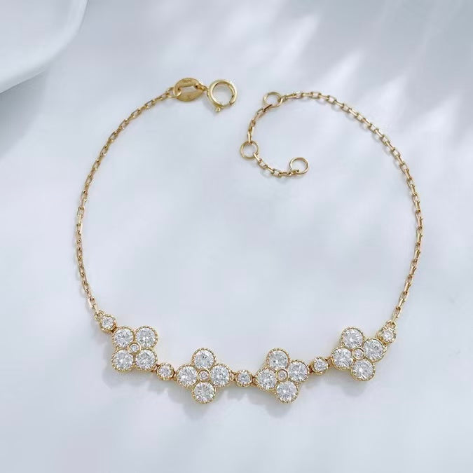 18K金 冬韻雪花鑽石手鍊