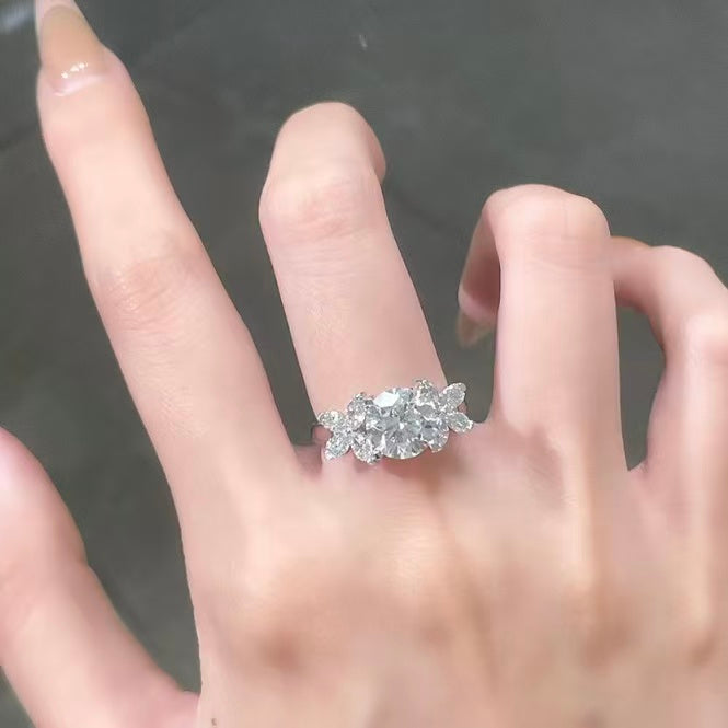 鉑金PT950 IGI 1克拉 聖誕雪舞鑽石戒指