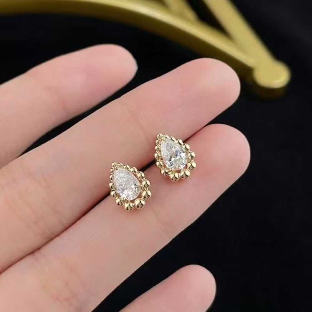 18K金 50分 璀璨水滴鑽石耳環