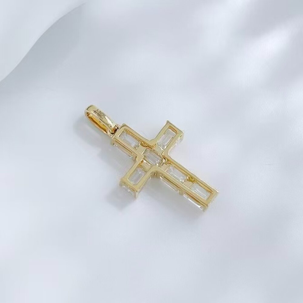 LIVE 18K 黃金璀璨十字架鑽墜總共1克拉 - Juyao鉅曜